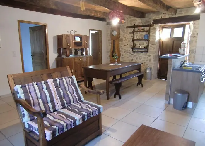 A La Ferme Semesterbostad *